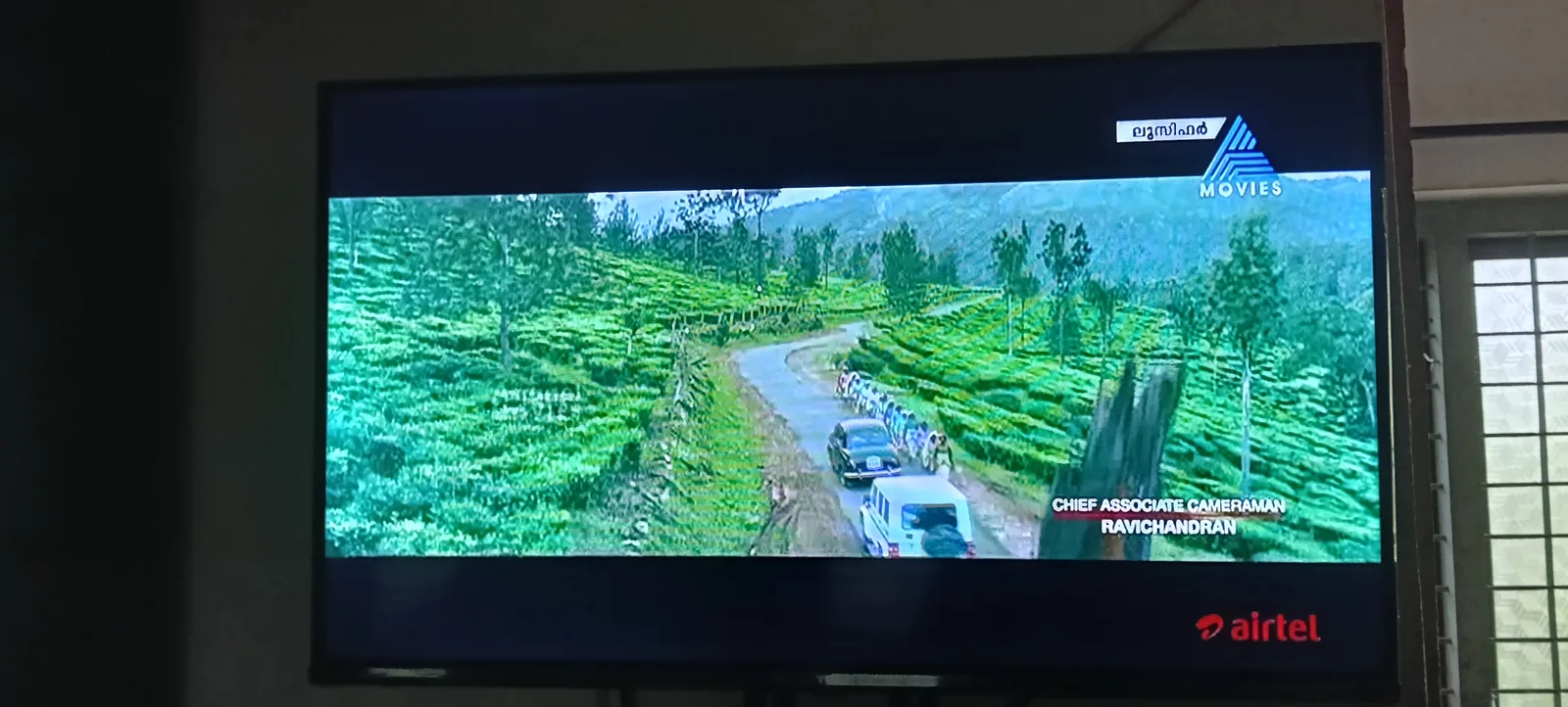 32" TCL LED TV for sale